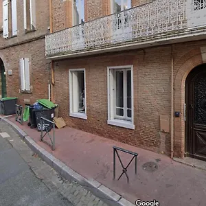 appartement-1-t2-carmes-renforts.midi-pyreneeshotels.com/