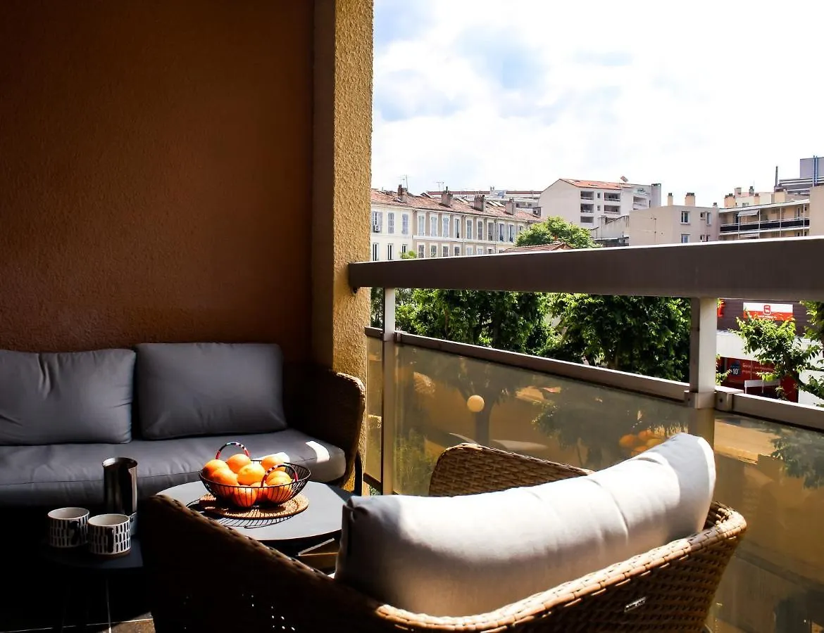 Charment Appartement A Marseille - Prado A/C 0*,  France